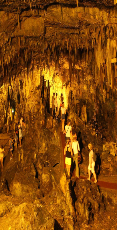 Drogarati Cave